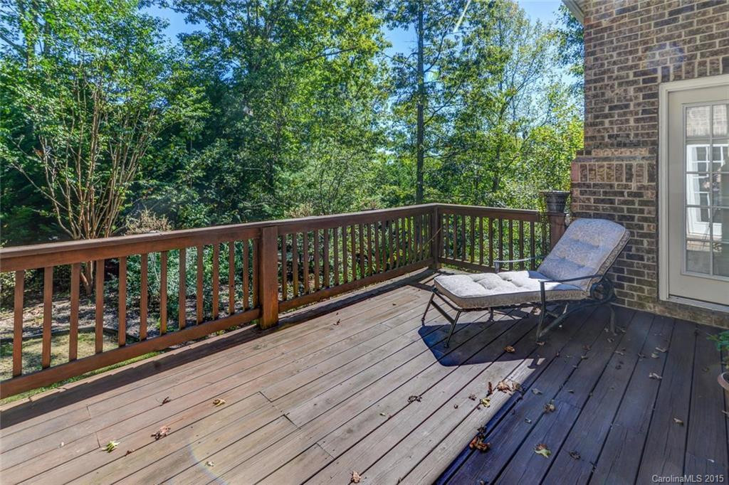 135 Schenck Parkway - Photo 22
