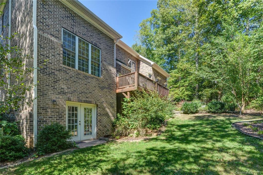135 Schenck Parkway - Photo 23