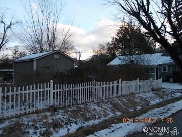 100 Fir - Photo 2