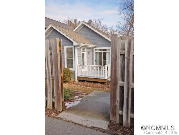 110 Village Greenway - Photo 5