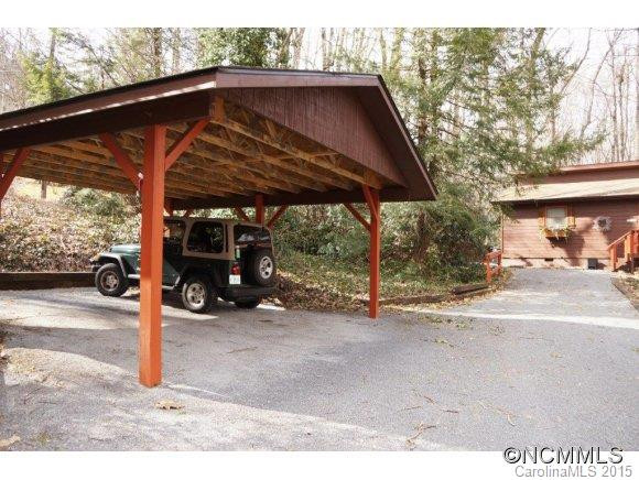 552 Summit Drive - Photo 15