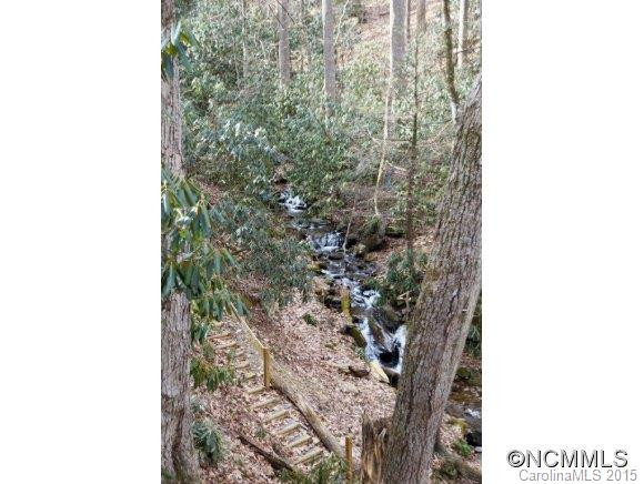 552 Summit Drive - Photo 18