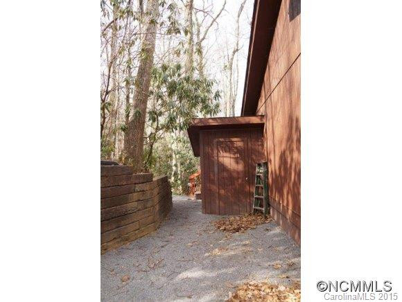 552 Summit Drive - Photo 19