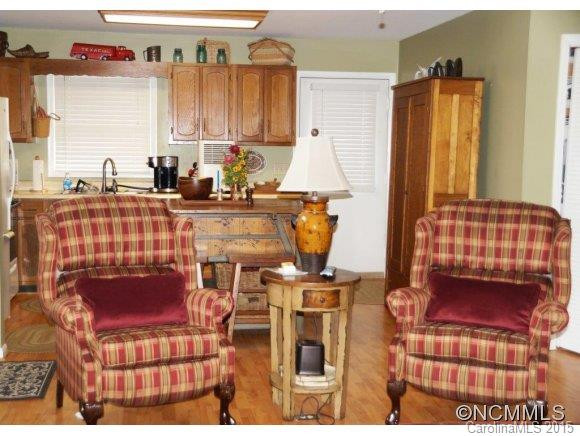552 Summit Drive - Photo 24