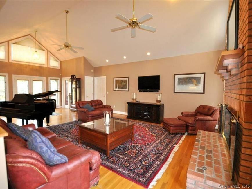 123 Ridge Lane - Photo 4