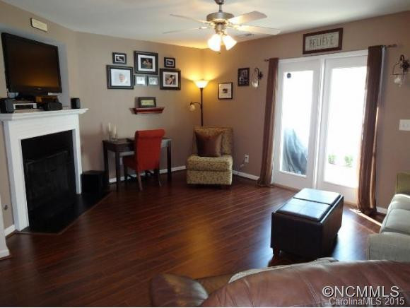 137 THEA LANE - Photo 2