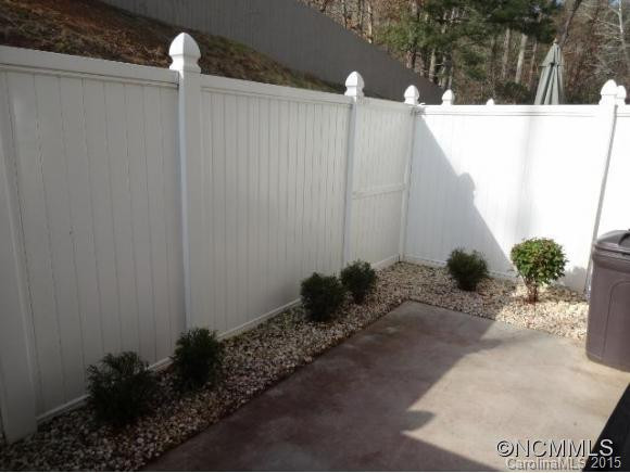 137 THEA LANE - Photo 12