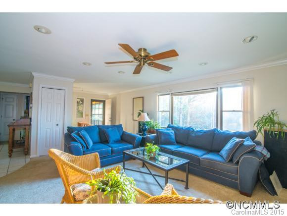 676 Mountain Haven Drive - Photo 11