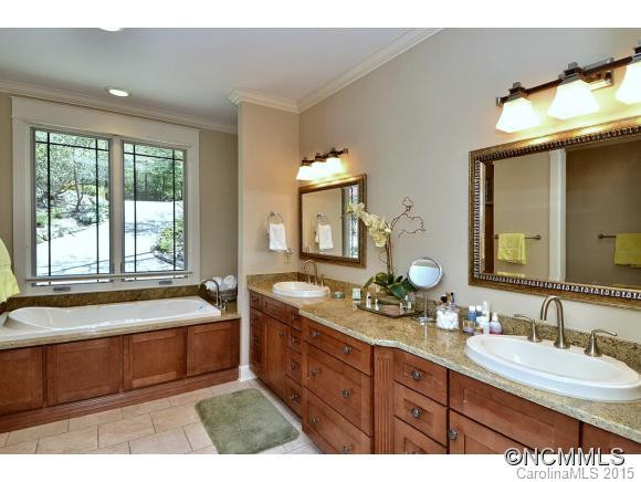 109 Woodglen Court - Photo 15