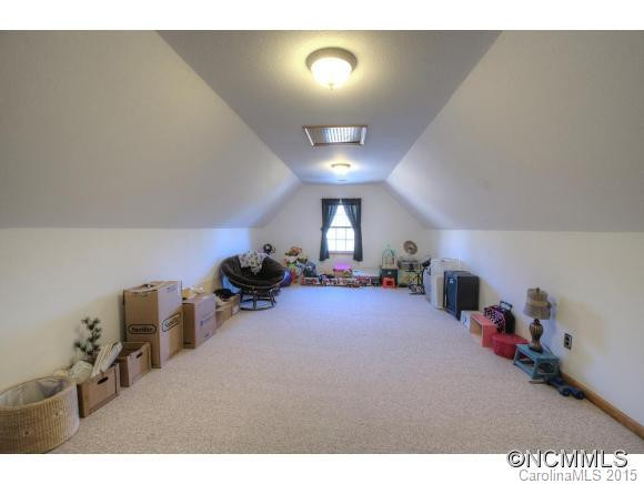 277 Thorncrest - Photo 18