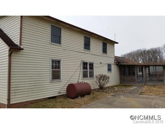 313 Woodlawn Avenue - Photo 2