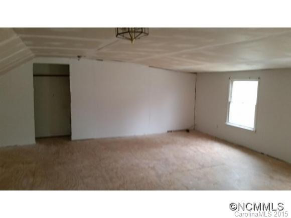 313 Woodlawn Avenue - Photo 11