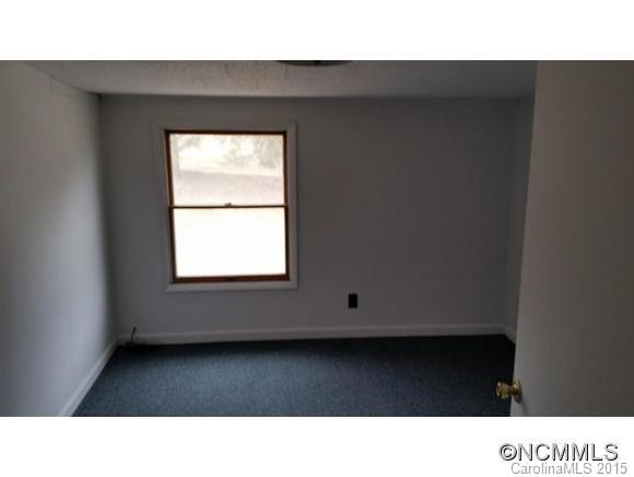 313 Woodlawn Avenue - Photo 12