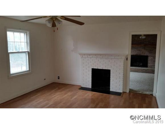 313 Woodlawn Avenue - Photo 4