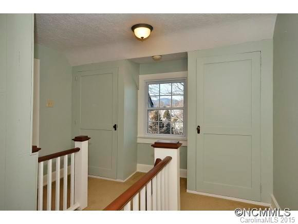 2 Enka Pine Street - Photo 12