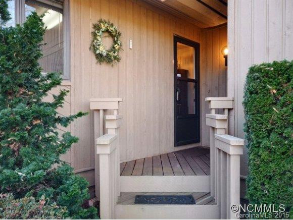 305 WILD OAK LANE - Photo 2
