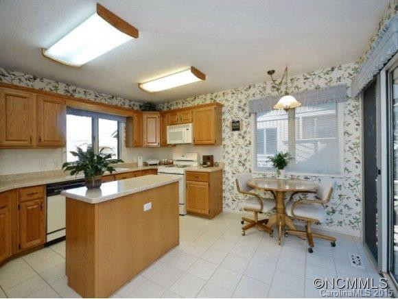 305 WILD OAK LANE - Photo 9
