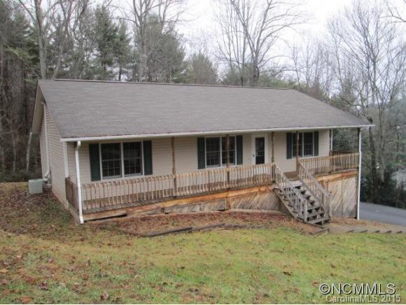 16 Westwood Dr