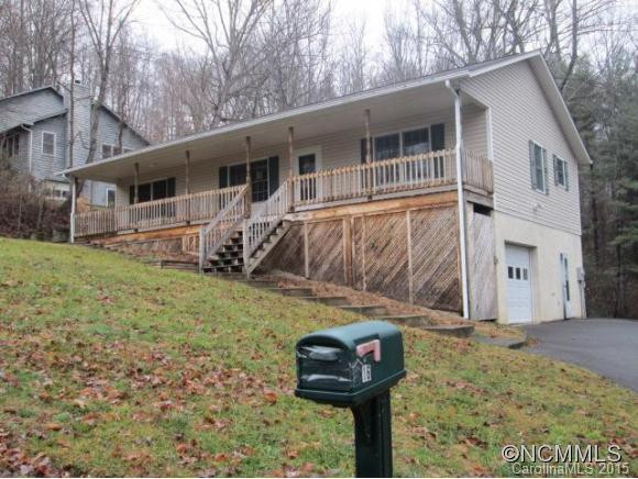 16 Westwood Dr - Photo 2