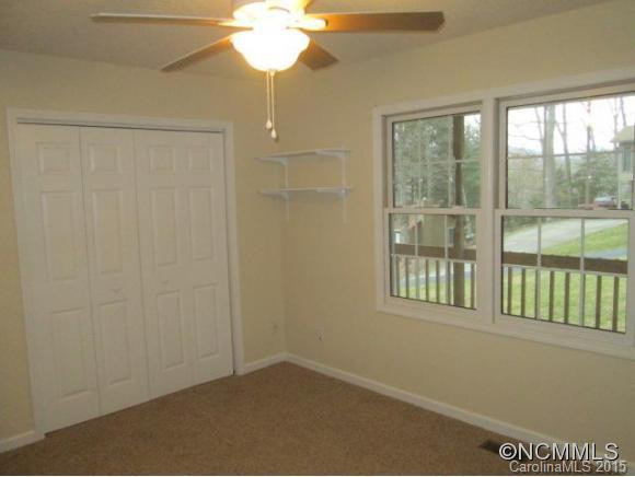 16 Westwood Dr - Photo 12
