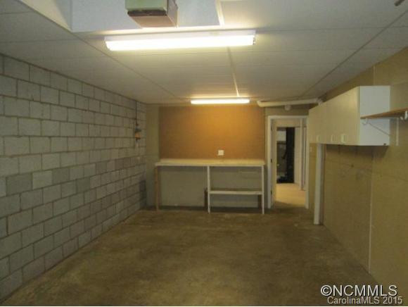 16 Westwood Dr - Photo 19