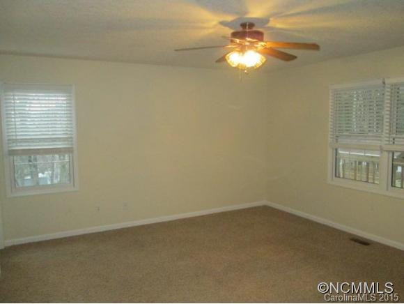 16 Westwood Dr - Photo 8