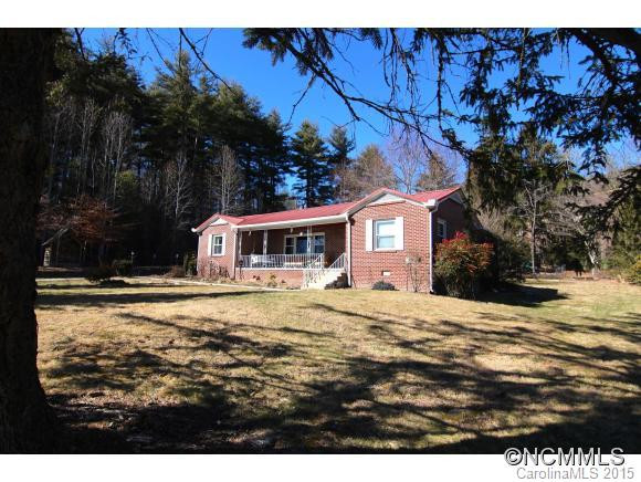 5585 Old Hendersonville Highway