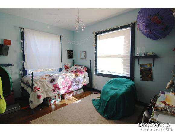 5585 Old Hendersonville Highway - Photo 19
