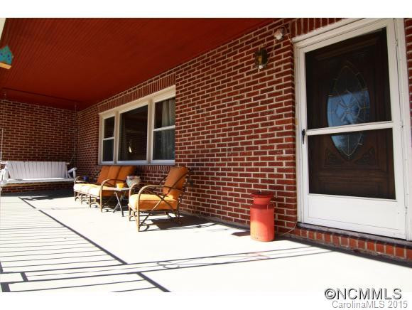 5585 Old Hendersonville Highway - Photo 4