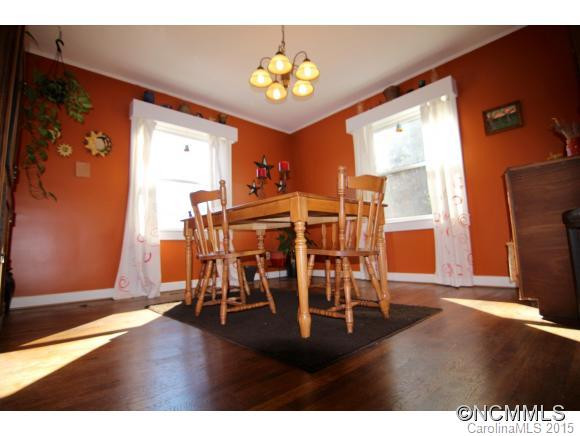 5585 Old Hendersonville Highway - Photo 9