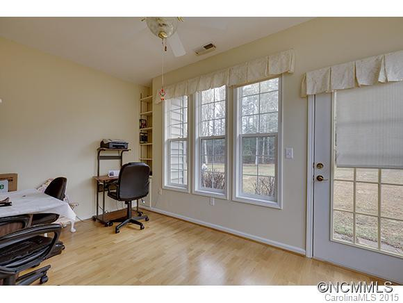 185 Cambridge Drive #12R/Ph 1 - Photo 8
