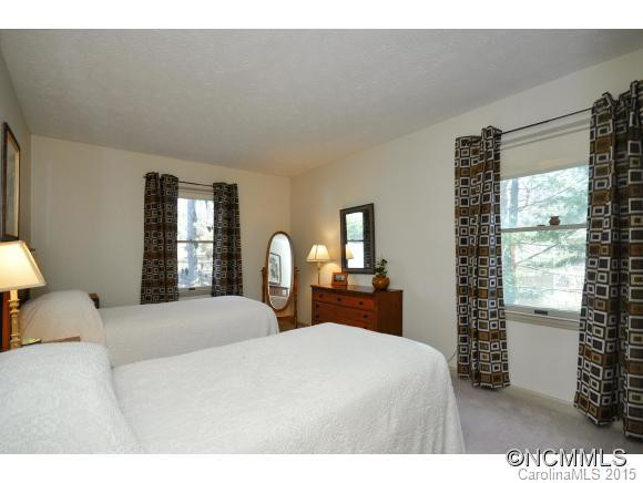 357 PARK KNOLL DRIVE - Photo 11