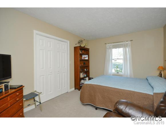 357 PARK KNOLL DRIVE - Photo 12