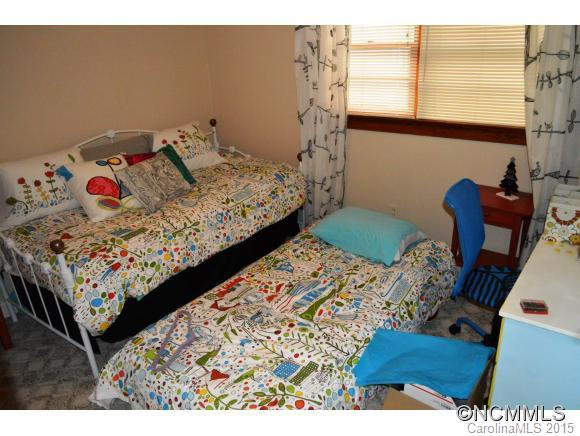 87 Brookside Court - Photo 14