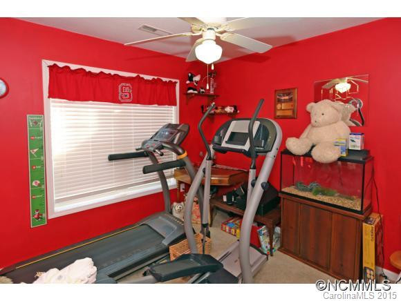 7 Village Street - Photo 11
