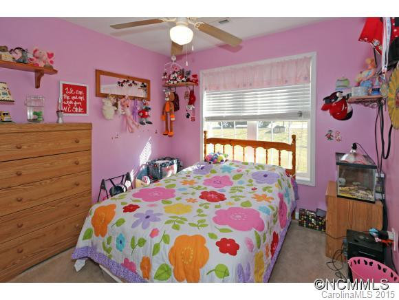 7 Village Street - Photo 10