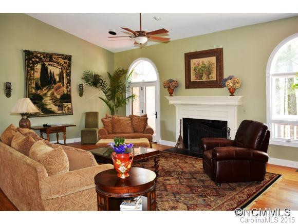 67 Oakgate Drive - Photo 3