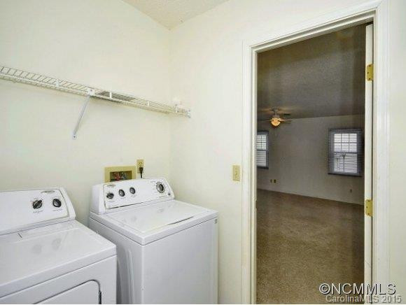 54 FOXBERRY DRIVE - Photo 12