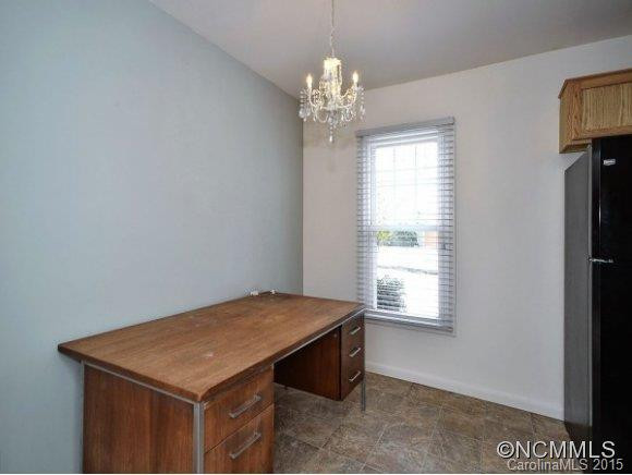 54 FOXBERRY DRIVE - Photo 7
