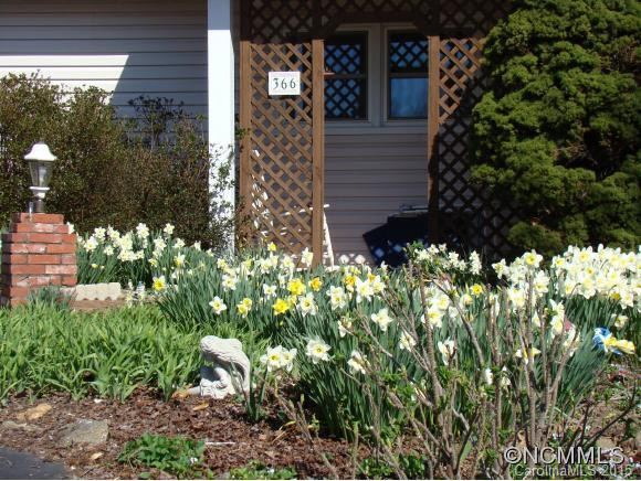 366 Cardinal Rd - Photo 14