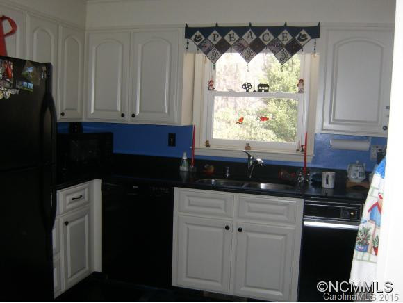 366 Cardinal Rd - Photo 4