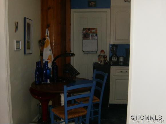366 Cardinal Rd - Photo 6