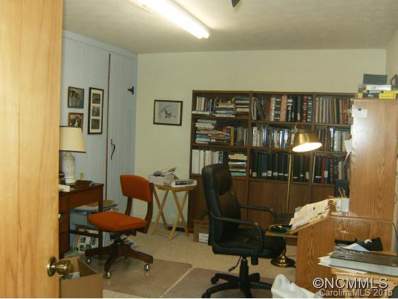 366 Cardinal Rd - Photo 10