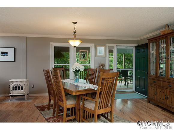 1362 Golden Road - Photo 4