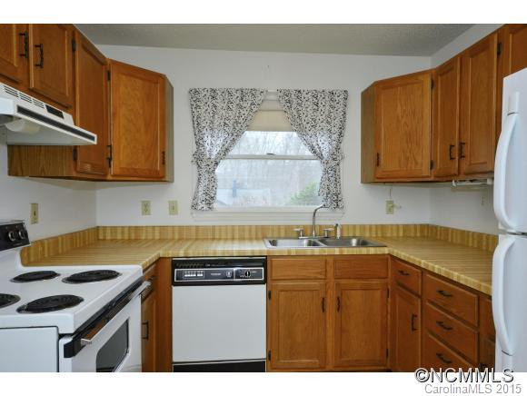 323 Genesis Circle - Photo 4