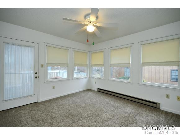 323 Genesis Circle - Photo 6