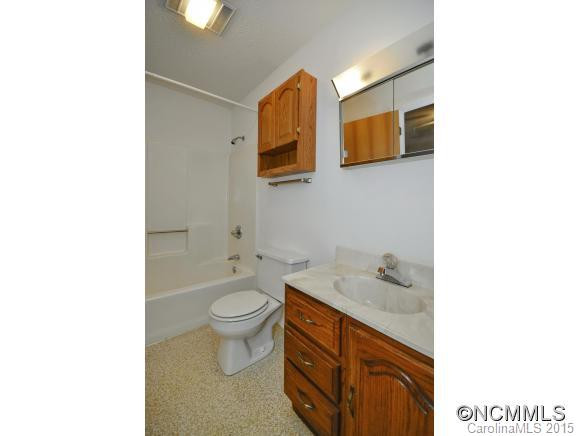 323 Genesis Circle - Photo 7