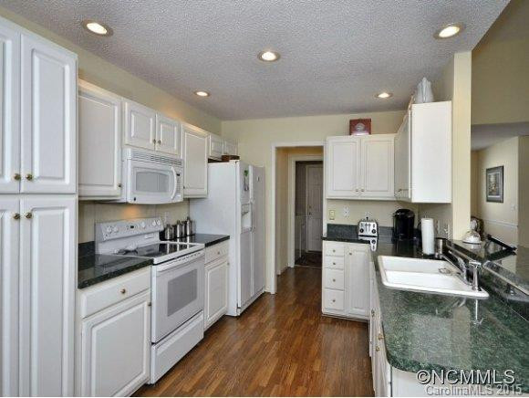 358 STONEHOLLOW - Photo 7