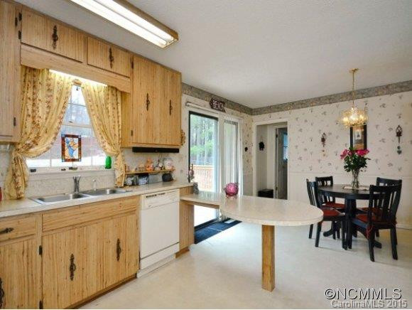 73 DOGWOOD GROVE - Photo 4