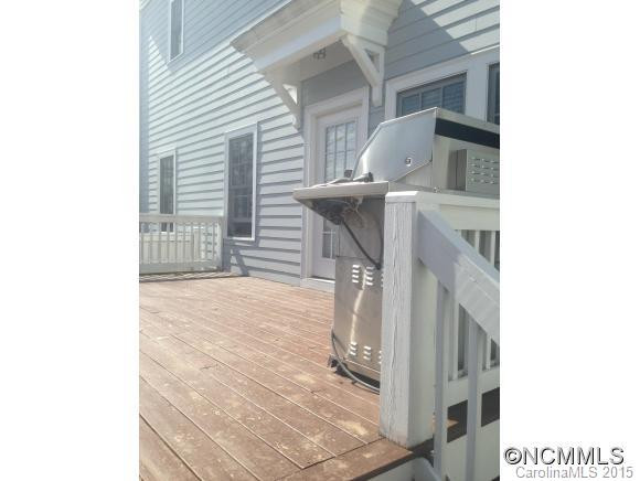222 Leucothoe Lane - Photo 3